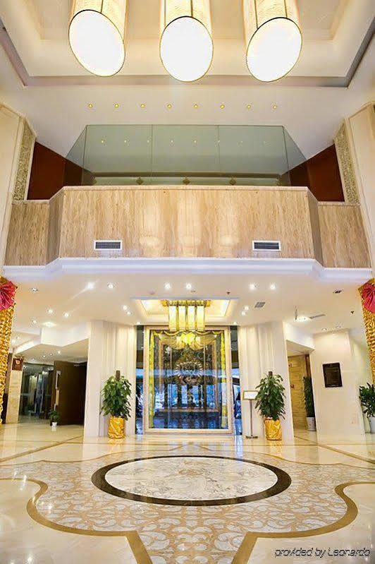 Minshan Lhasa Grand Hotel 成都 インテリア 写真